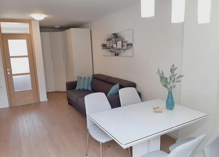 Apartments Amavi